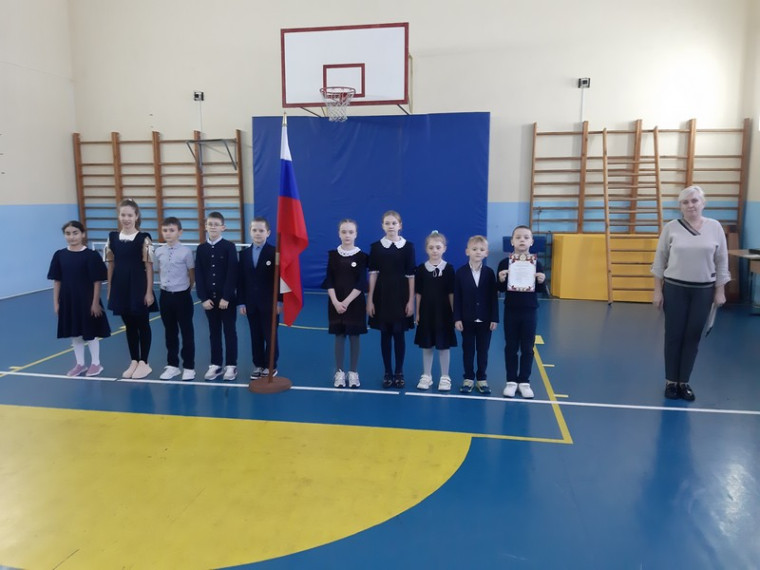 ЕЖЕНЕДЕЛЬНАЯ ОБЩЕШКОЛЬНАЯ ЛИНЕЙКА.